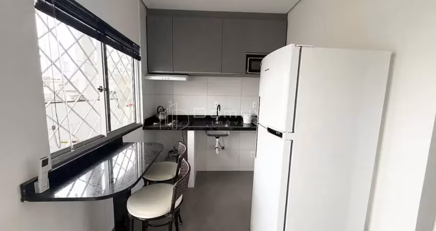 Kitnet térrea para locação anual no bairro das nações, balneário camboriú