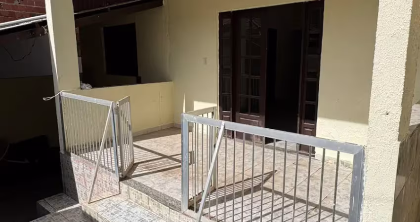Casa com 3 quartos à venda em Itapuã, Salvador 