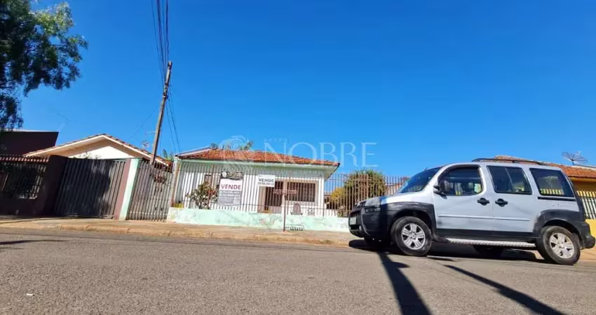 Imóvel com 2 casas na rua matinhos - vl nova em maringá