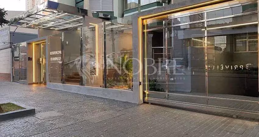 Apartamento semimobiliado próximo ao parque do ingá