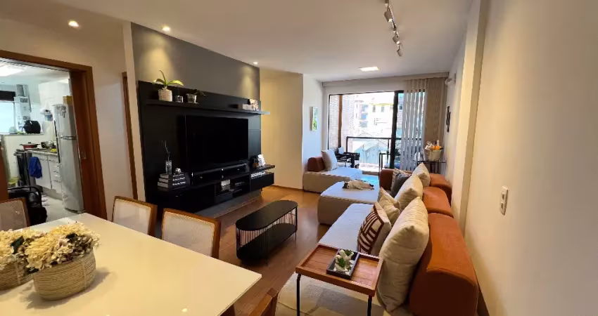 Apartamento na coronel veiga com saída emergencial pelo valparaíso