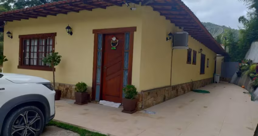 Casa com 3 quartos à venda em Itaipava, Petrópolis 