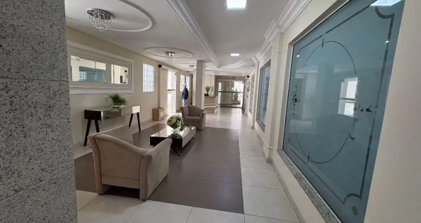 Vende-se apartamento com 3 dormitórios no centro palhoça/sc
