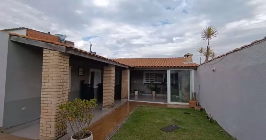 Chácara / sítio com 3 quartos à venda no Centro, Mairinque 