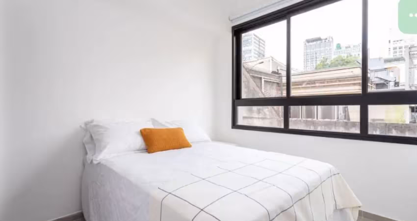 Lindo studio mobiliado com ar condicionado a 5 minutos da linha vermelha