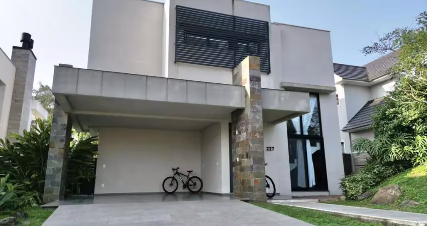 Casa com 3 quartos à venda na Alameda Terceira, 1600, Jardim Europa, Santa Cruz do Sul