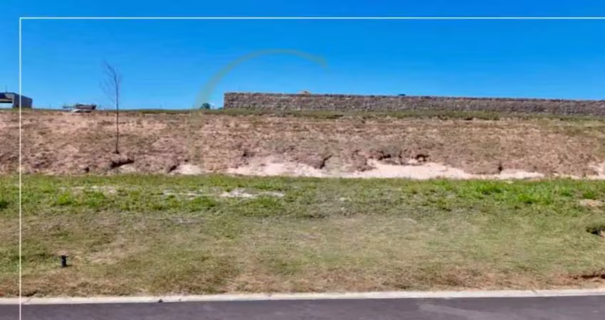 Terreno em condomínio no bairro jardim villas do golf