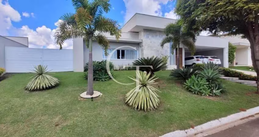 Casa que une imponência, sofisticação e autonomia: condomínio santa mônica