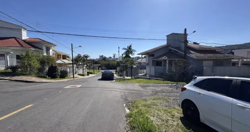 Terreno à venda na Rua Othília Bussolo Stopassoli, SN, Pio Corrêa, Criciúma