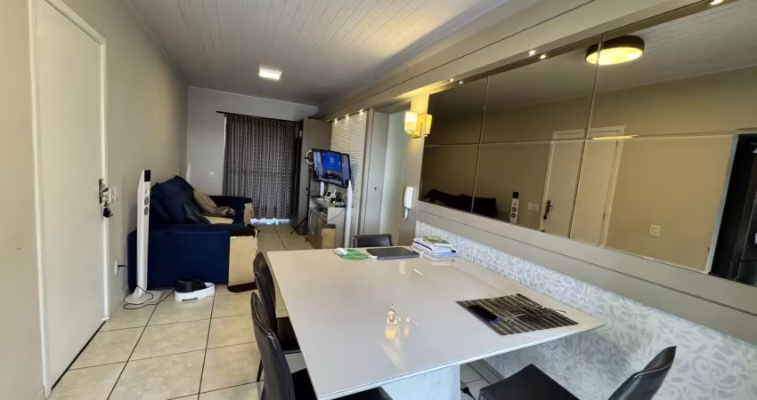 Casa em condomínio fechado com 3 quartos à venda na Rua Ângelo Zilli Dal Pont, 261, Archimedes Naspolini, Criciúma