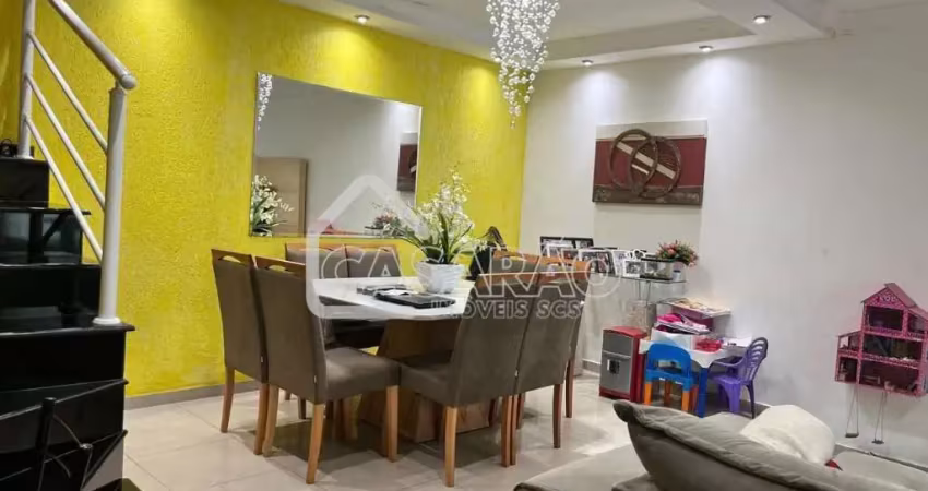 Casa à venda na Rua Sílvia, 429, Santa Maria, São Caetano do Sul