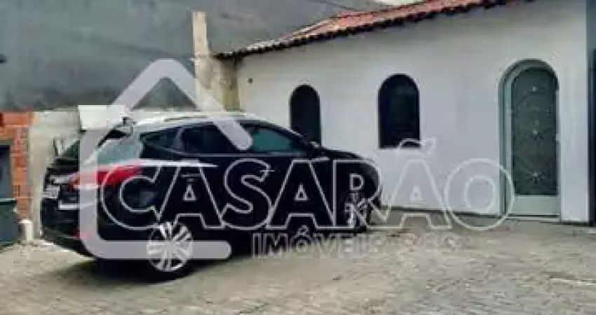 Casa comercial com 3 salas para alugar no Nova Gerty, São Caetano do Sul 