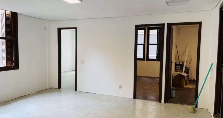 Apartamento bairro centro- 3 dormitórios ,sendo 1 suíte.