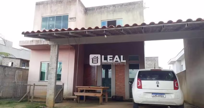 Casa com 3 dormitórios à venda por r$ 320.000,00 - cidade alta  - matias barbosa/mg
