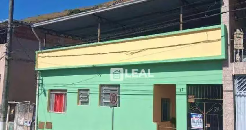 Casa com 3 dormitórios para alugar por r$ 1.000/mês - maria célia - matias barbosa/mg