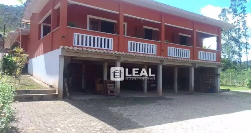 Chácara com 3 dormitórios à venda, 2400 m² por r$ 750.000,00 - zona rural - ewbank da câmara/mg