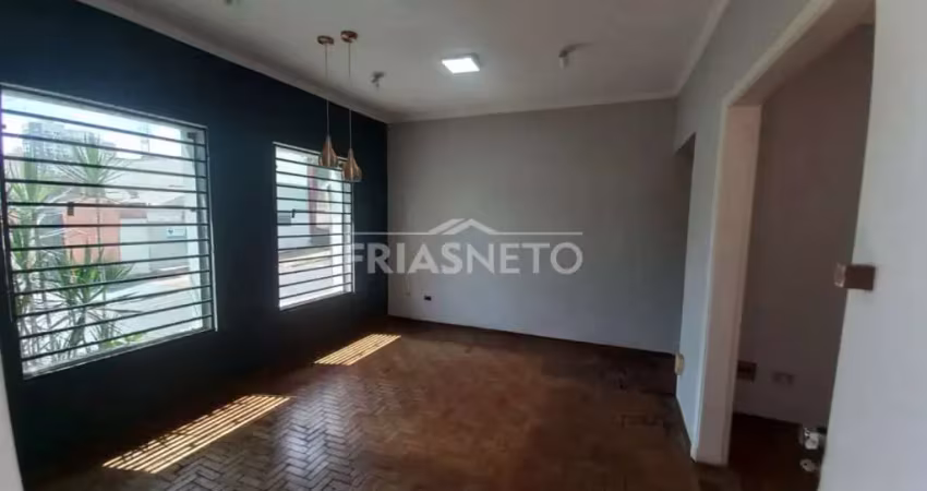 Casa comercial à venda na Cidade Alta, Piracicaba 