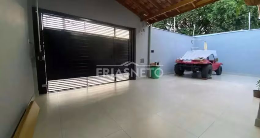 Linda casa a venda no bairro piracicamirim em piracicaba com piscina