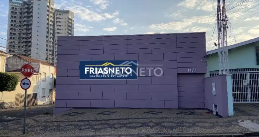 Centro  imóvel comercial de esquina com 6 salas climatizadas + 3 salas , quintal gourmet e vagas de recuo