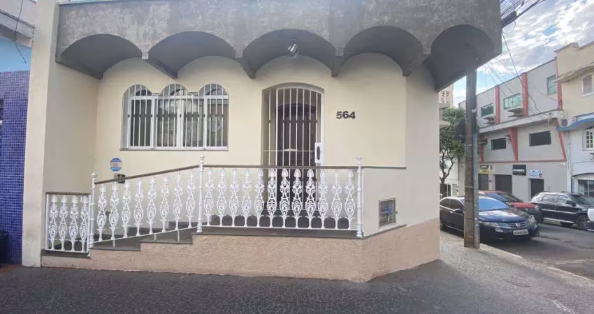 Excelente casa para alugar no centro de piracicaba, com vocação comercial.