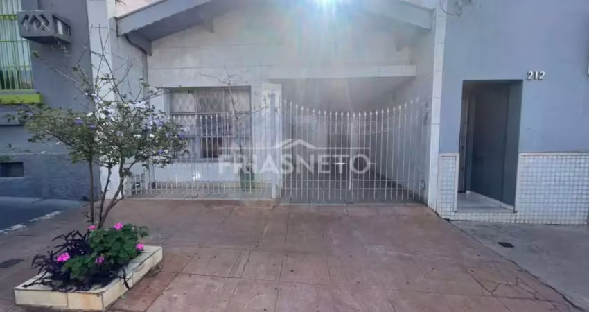 Casa com 3 quartos para alugar no Centro, Piracicaba 