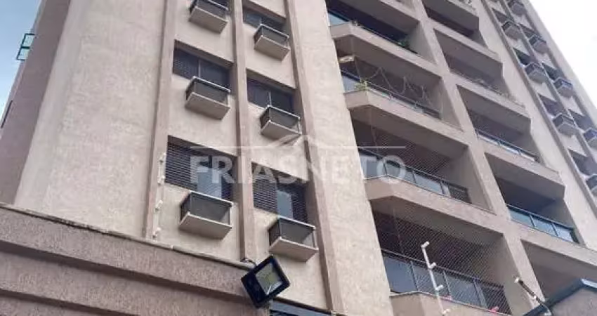 Apartamento com 3 quartos para alugar na Cidade Alta, Piracicaba 