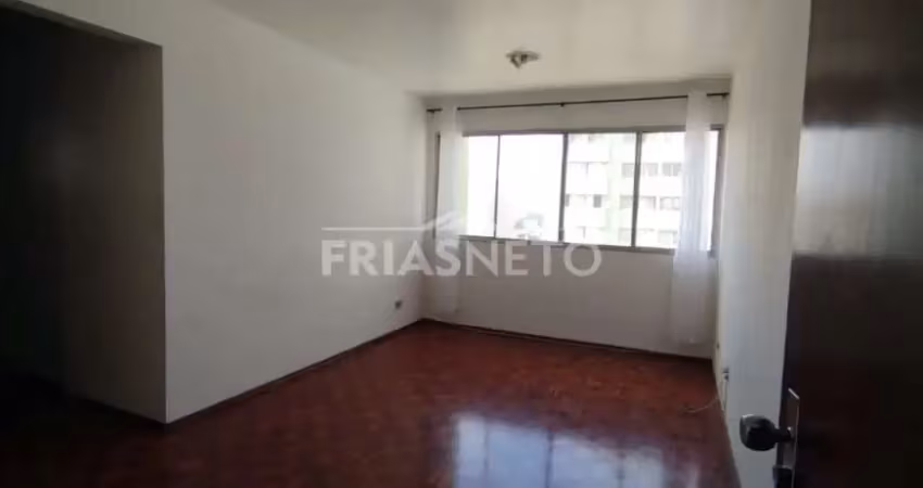 Apartamento para alugar 2 quartos com 1 vaga e armários.