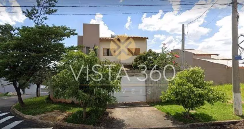 Sobrado à venda com 4 quartos, 4 banheiros, 4 vagas