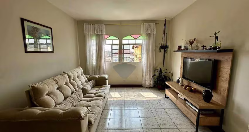 Duas casas à venda no mesmo lote bairro aparecida bh r$1.150.000,00 linda vista primeira casa  tem uma loja e duas vagas