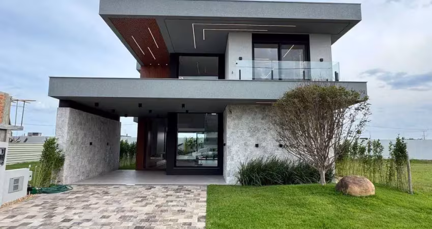 Sobrado à venda, 4 quartos, 4 suítes, 2 vagas, condomínio amare home resort - xangri-lá/rs