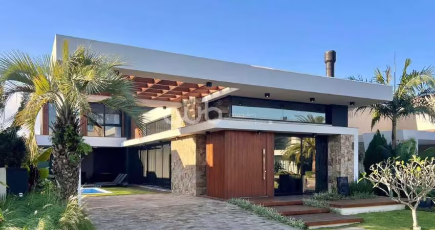 Casa à venda, 4 quartos, 4 suítes, 2 vagas, condomínio villagio de atlantida - xangri-lá/rs