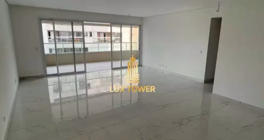 Apartamento alto padrão com 3 quartos, 3 suítes, 350m da praia no canto do forte