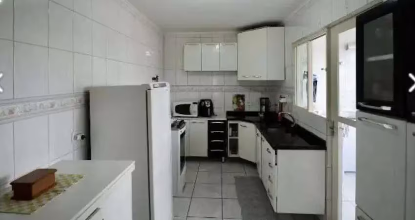 Apartamento à venda, bacacheri, esquina com erasto gaetner