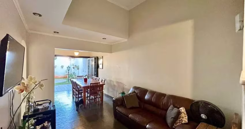 Casa com 3 quartos à venda na Vila Mendonça, Araçatuba 