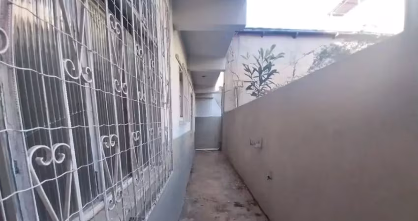 Apartamento térreo de 3 quartos grandes no santa terezinha com área externa e ótima localização!
