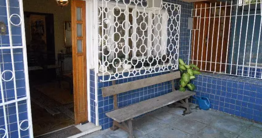 Apartamento com 3 quartos à venda na Rua Borges do Canto, 285, Petrópolis, Porto Alegre