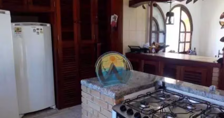 Casa com 5 quartos à venda na Praia do Lazaro, Ubatuba 