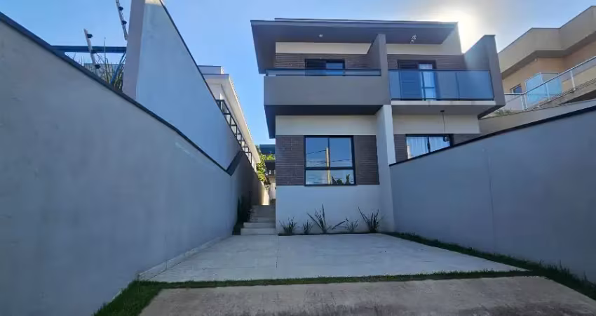 Linda casa pronta para morar em localização perfeita jd do lago atibaia