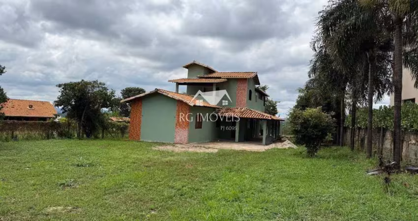 Casa 4 quartos no condomínio serra dos bandeirantes