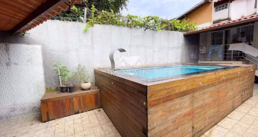 Casa com piscina à venda 03 quartos, suíte, 02 vagas de garagem no bairro diamante