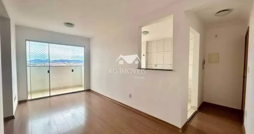 Excelente apartamento 02 quartos com varanda no bairro teixeira dias