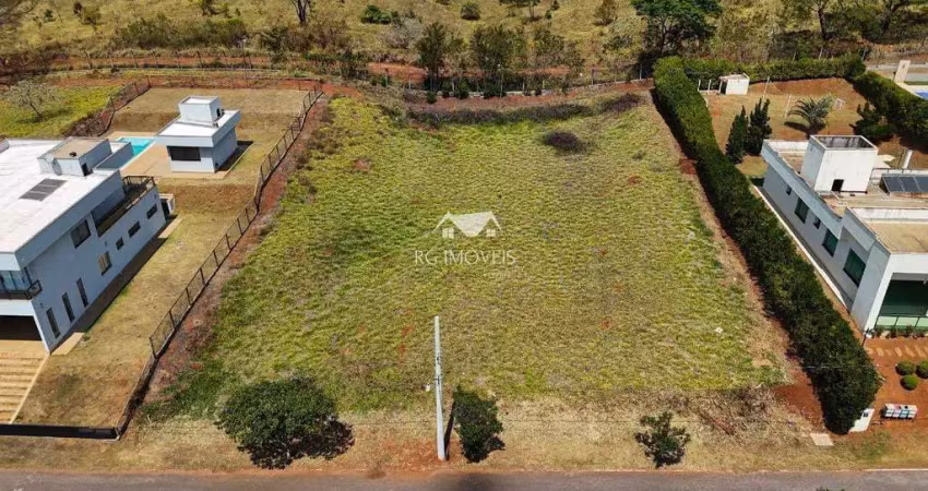 Terreno em condomínio fechado à venda no Condomínio Serra dos Bandeirantes, Mário Campos 