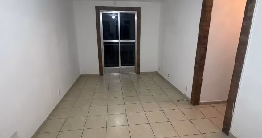 Apartamento com 2 quartos para alugar na Rua Soldado Diogo Martins, 507, Taquara, Rio de Janeiro
