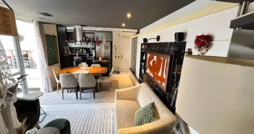 Cobertura duplex à venda na agronômica, em florianópolis.