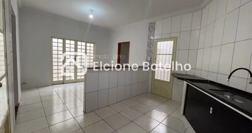 Casa para locação de aprox. 70 m², com 2 quartos, no bairro santa rosa - uberlândia - mg