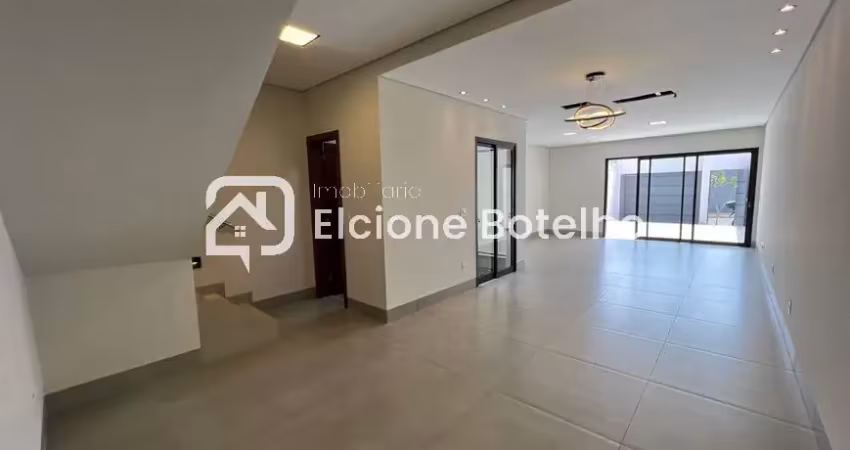 Casa sobrado para locação de aprox. 150 m², com 3 quartos, no bairro santa rosa - uberlândia - mg