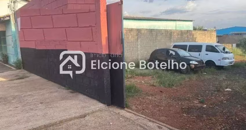 Terreno comercial à venda no Presidente Roosevelt, Uberlândia 