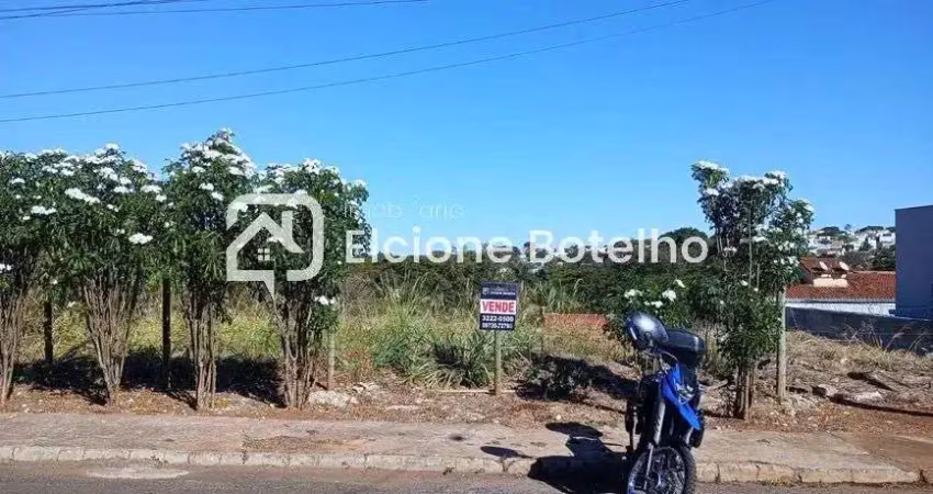 Terreno à venda na Cidade Jardim, Uberlândia 