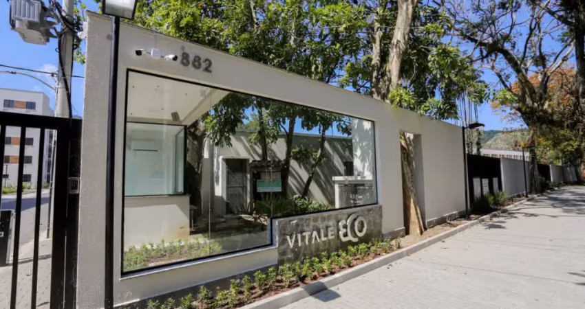 Casa duplex de 2 quartos no condominio eco - vargem grande