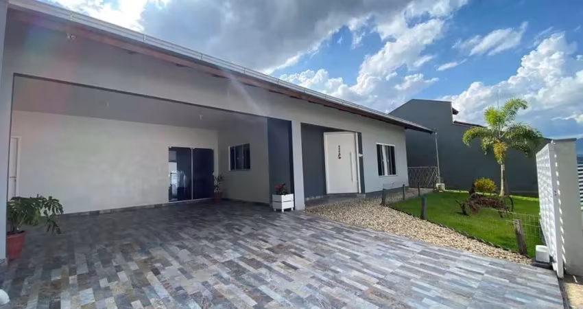 Casa com 3 quartos à venda na Rua Álvaro Neves, Nereu Ramos, Jaraguá do Sul